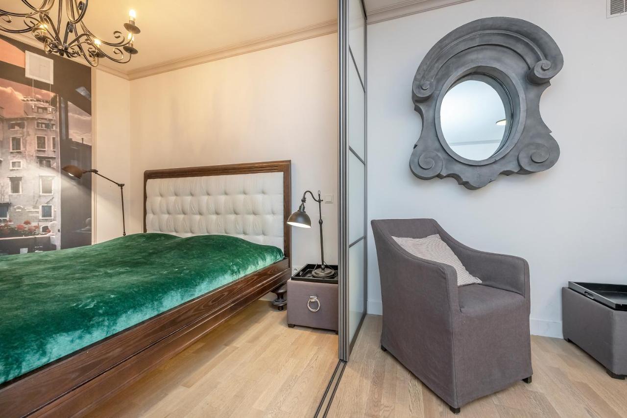 Luxury Gaono Apartments Vilnius Old Town I Self Check In I Free Private Parking Exterior foto