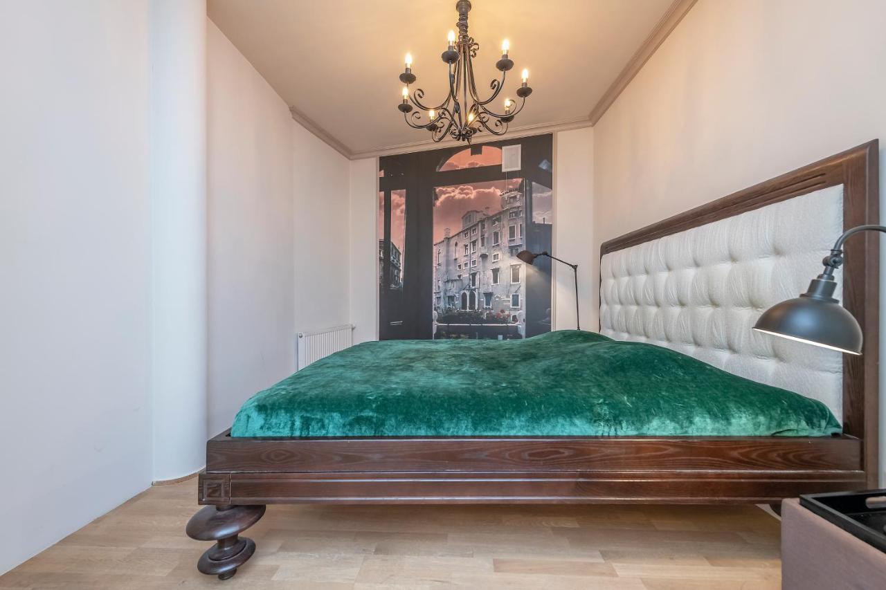 Luxury Gaono Apartments Vilnius Old Town I Self Check In I Free Private Parking Exterior foto